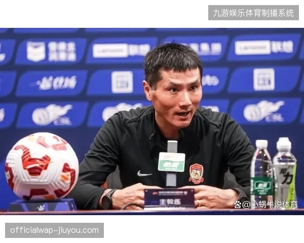 中国队在三月份的热身赛中暴露进攻短板，锋线终结能力成为邵佳一急需解决的难题